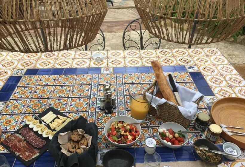 Bed and Breakfast Casa De L’albada