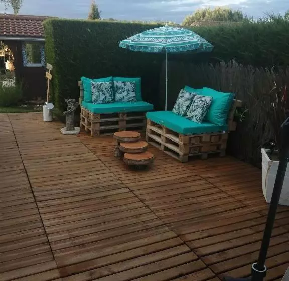 ベッドアンドブレックファースト Chambres D Hôtes Le Clos De La Presle