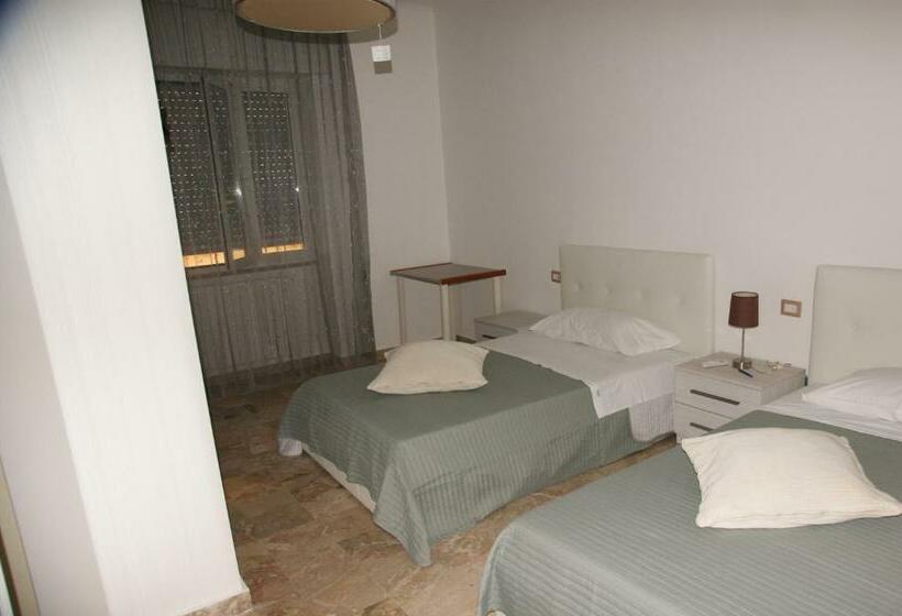 مبيت وإفطار Clotilde