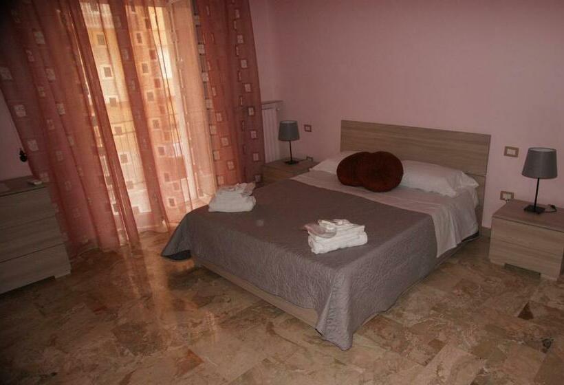 مبيت وإفطار Clotilde