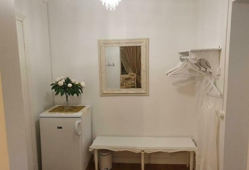 Neitsytniemen Kartanohotelli