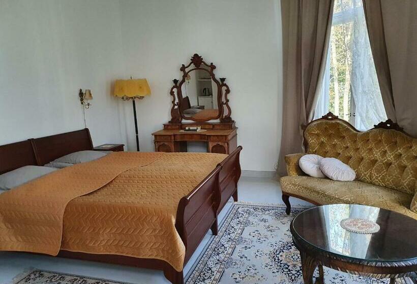 Neitsytniemen Kartanohotelli