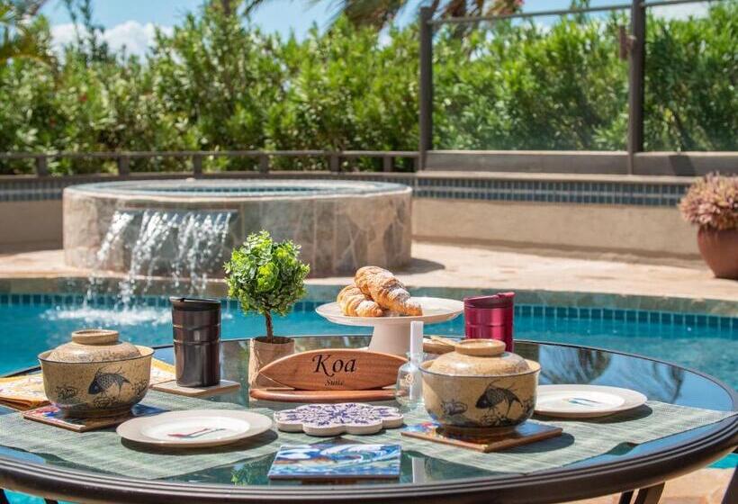 Noahs Hideaway Luxury B&b