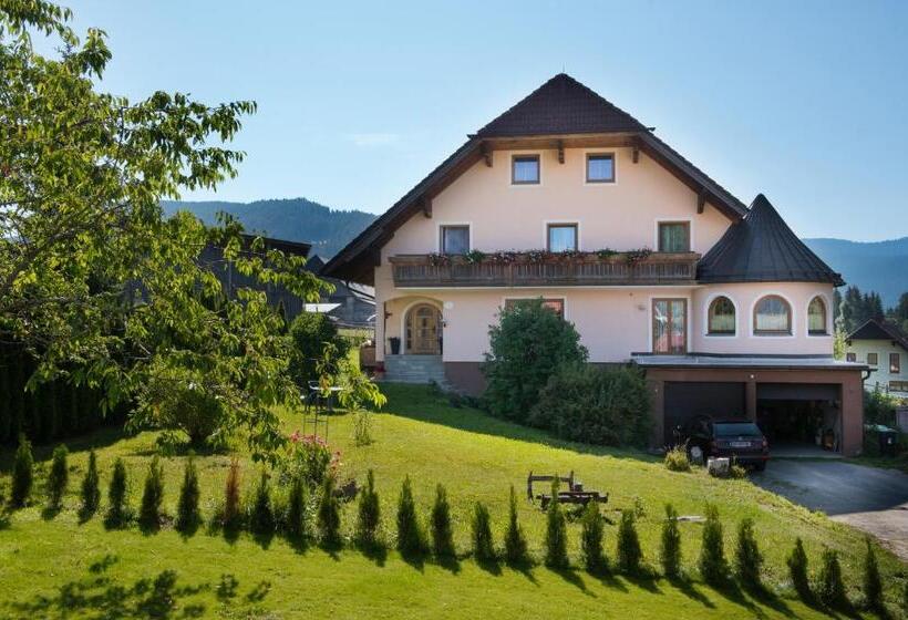 ペンション Feielhof