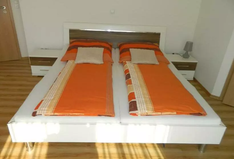 Majatalo Gästehaus Borniger