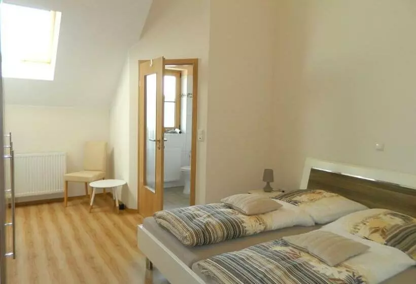 Majatalo Gästehaus Borniger