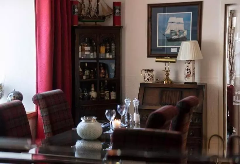 ペンション Ladysmith Guest House