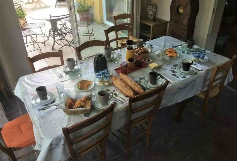 ペンション Les Deux Chemins