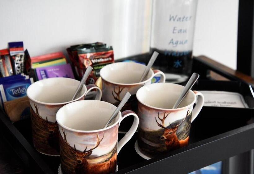 Пансион Stonefield House