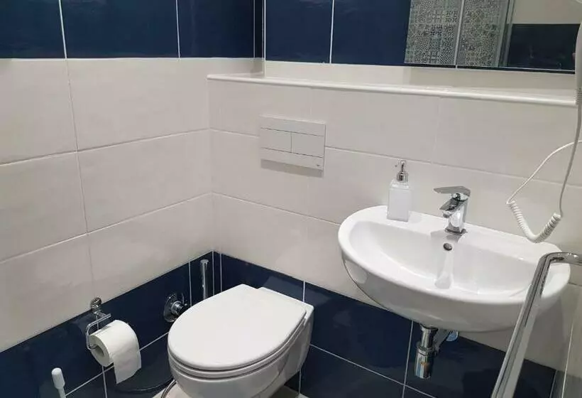 پانسیون The Smerald 2.2