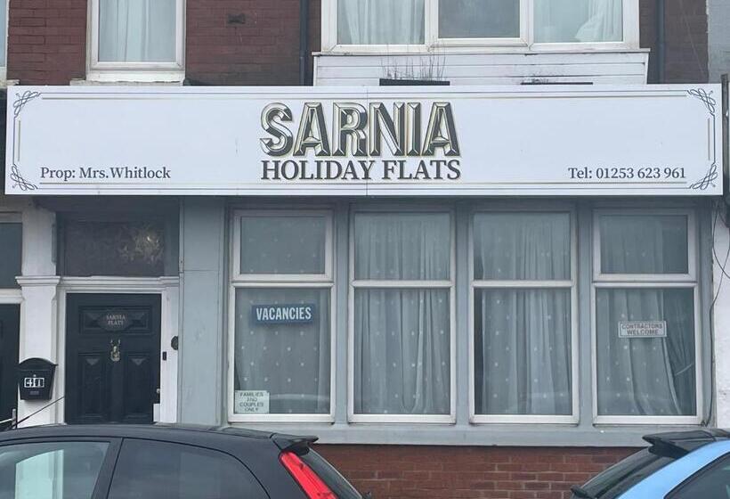 Sarnia Holiday Flats