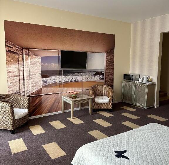 هاستل Sija S House