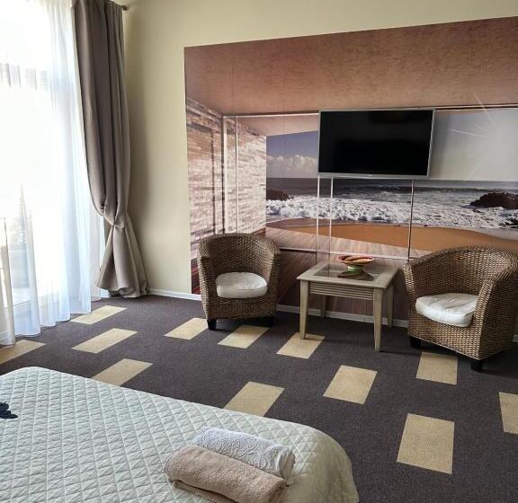 هاستل Sija S House