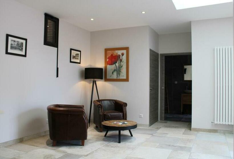 Bed and Breakfast A L Orée Du Château