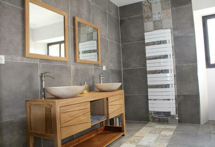 Bed and Breakfast A L Orée Du Château