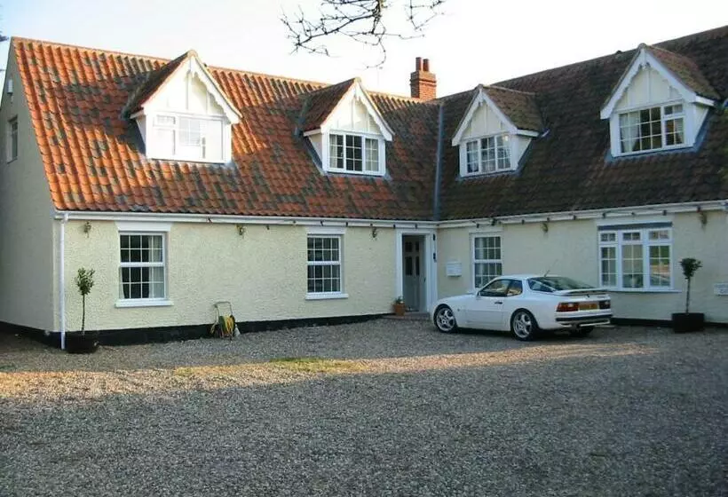 تختخواب و صبحانه Home Farm Cottage Guest House