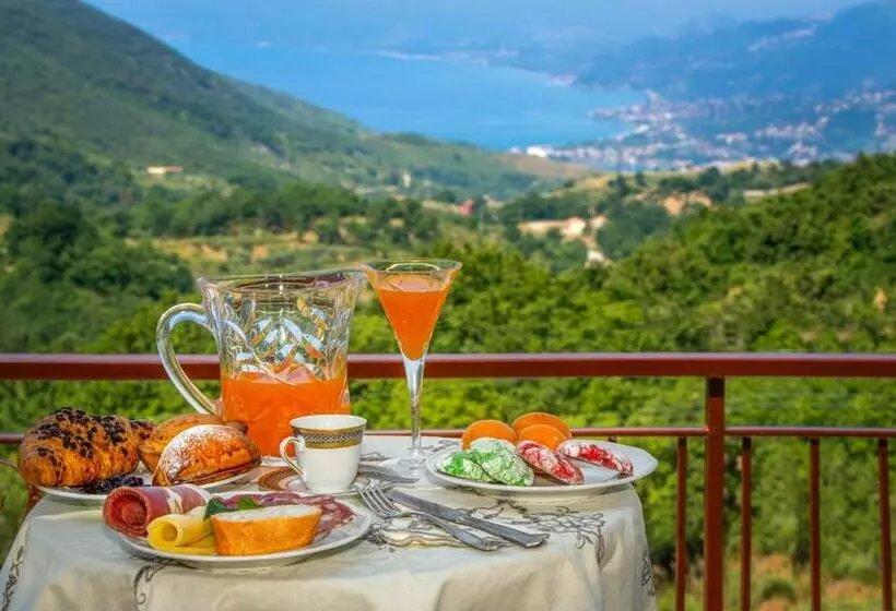 تختخواب و صبحانه Villa Priante
