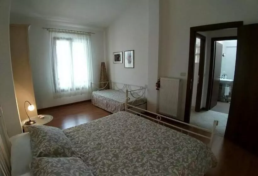 Hotelli Agriturismo Ballaminut