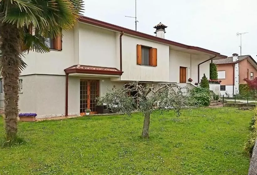 Hotelli Agriturismo Ballaminut