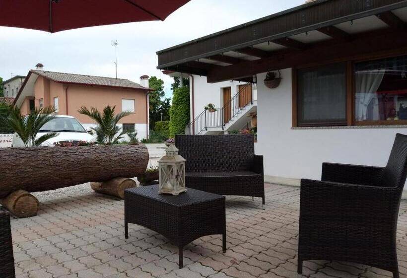 בית מלון כפרי Agriturismo Ballaminut