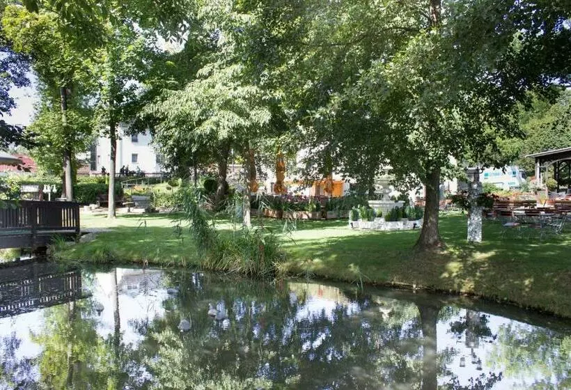 Hotelli Pension Maustmühle