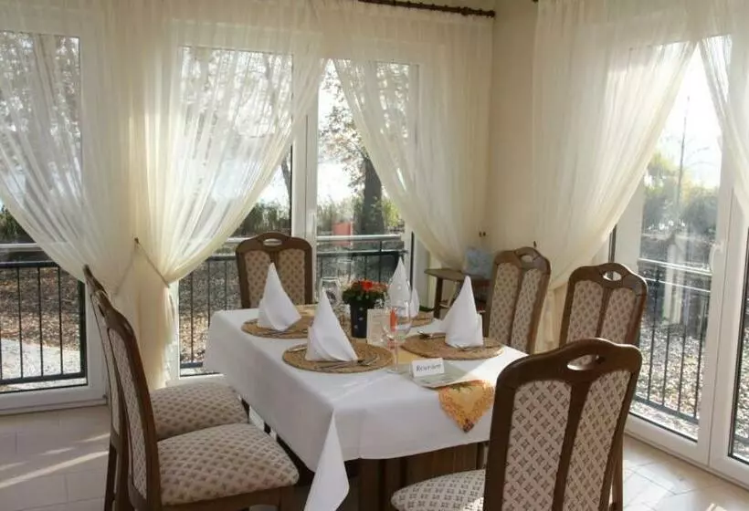 Hotelli Pension Maustmühle