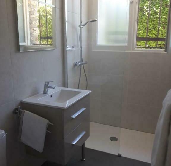 پانسیون Coté Remparts