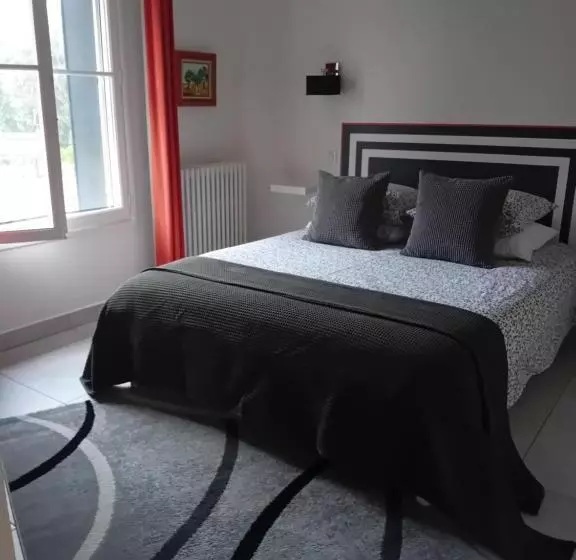 Majatalo Coté Remparts