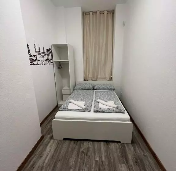 پانسیون Kiez Box Twentyforseven Private Room