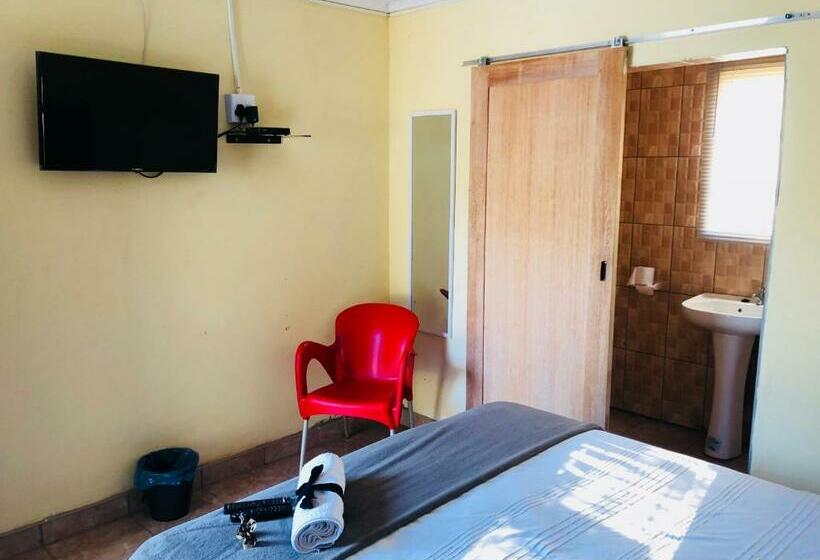 Пансион Maite Villa Lodge