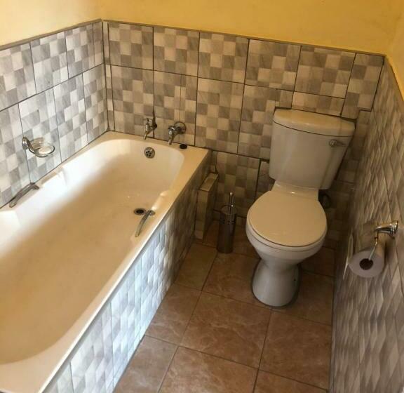 Пансион Maite Villa Lodge