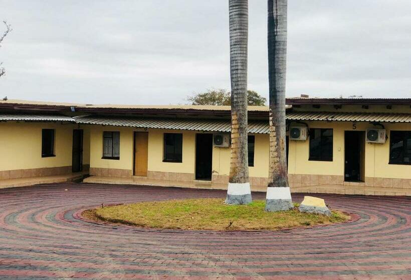 Пансион Maite Villa Lodge