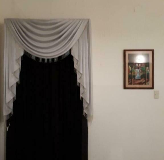 פנסיון Martha´s House