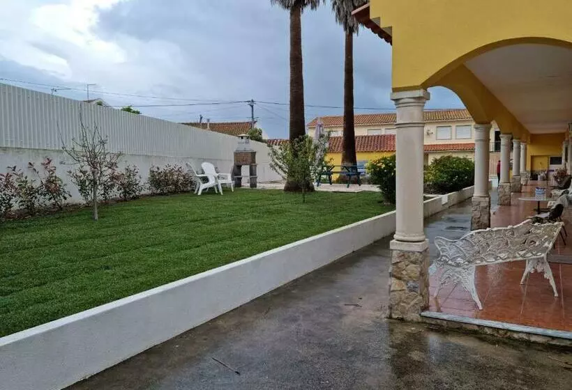 Bed and Breakfast Casa Das Palmas