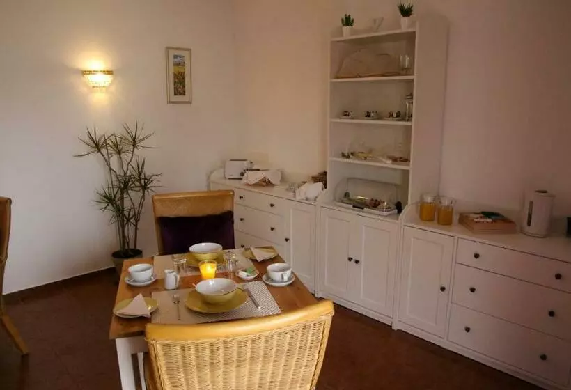 Bed and Breakfast Casa Das Palmas