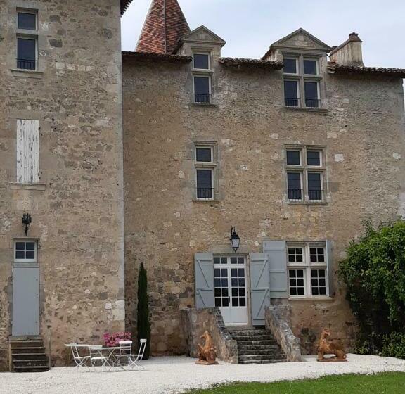 민박 Château De Cauderoue