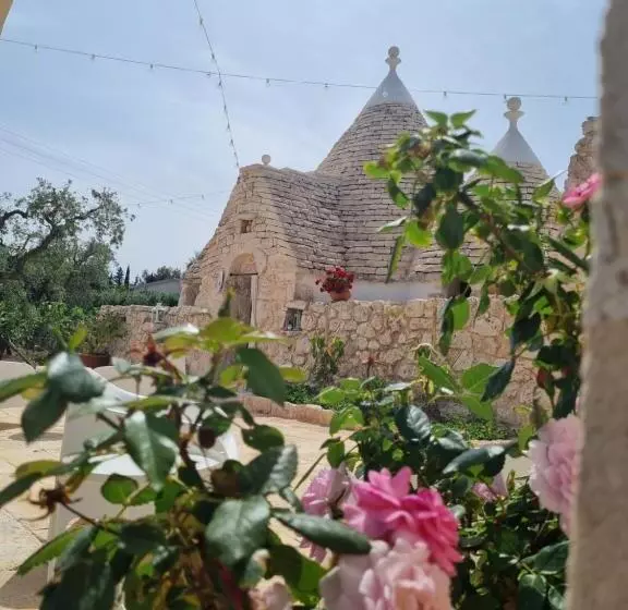 Aamiaismajoitus (B&B) Trulli Di Spinaruta