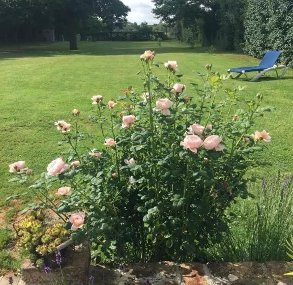 Aamiaismajoitus (B&B) Le Clos Du Golf