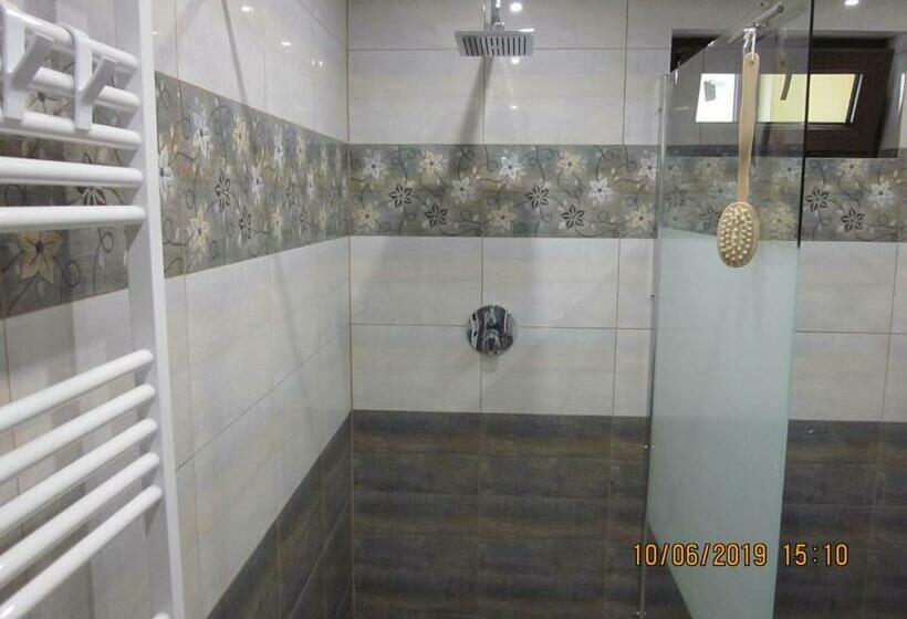 پانسیون Casa Anton