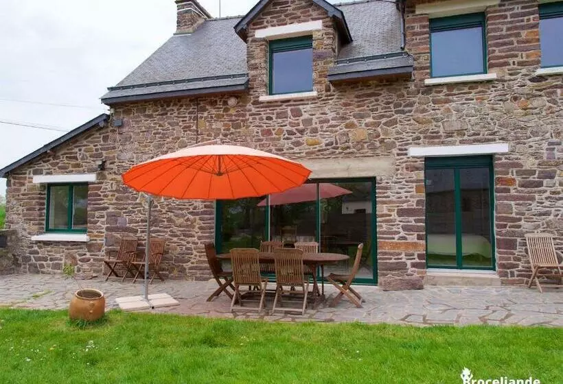 Majatalo Gite Lancelot Du Val