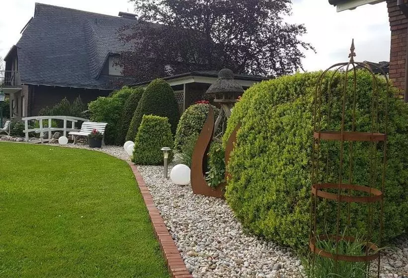 Aamiaismajoitus (B&B) Hausnordlicht Dachspitze 2