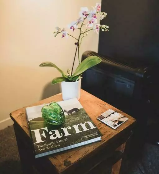 Aamiaismajoitus (B&B) Kakariki Cottage