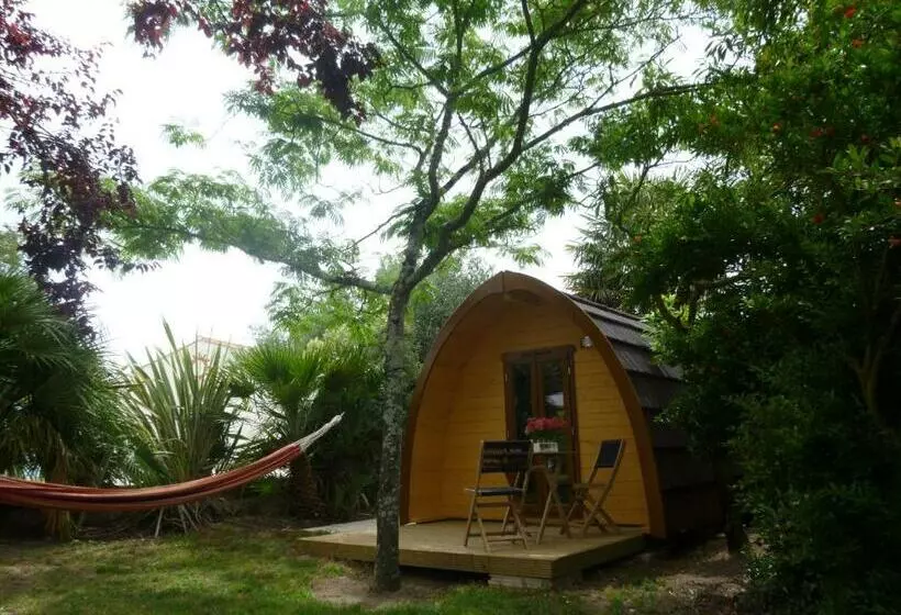 Aamiaismajoitus (B&B) L Eden Naturiste Spas