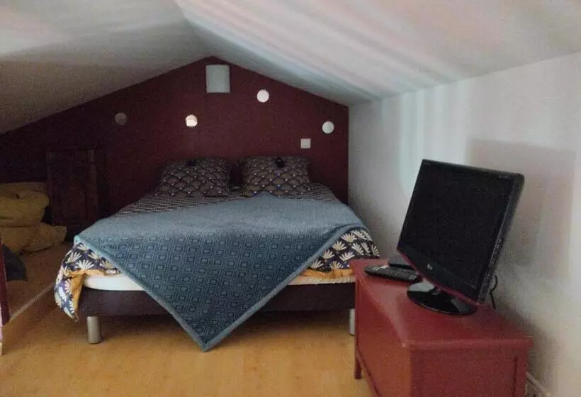 Aamiaismajoitus (B&B) L Eden Naturiste Spas