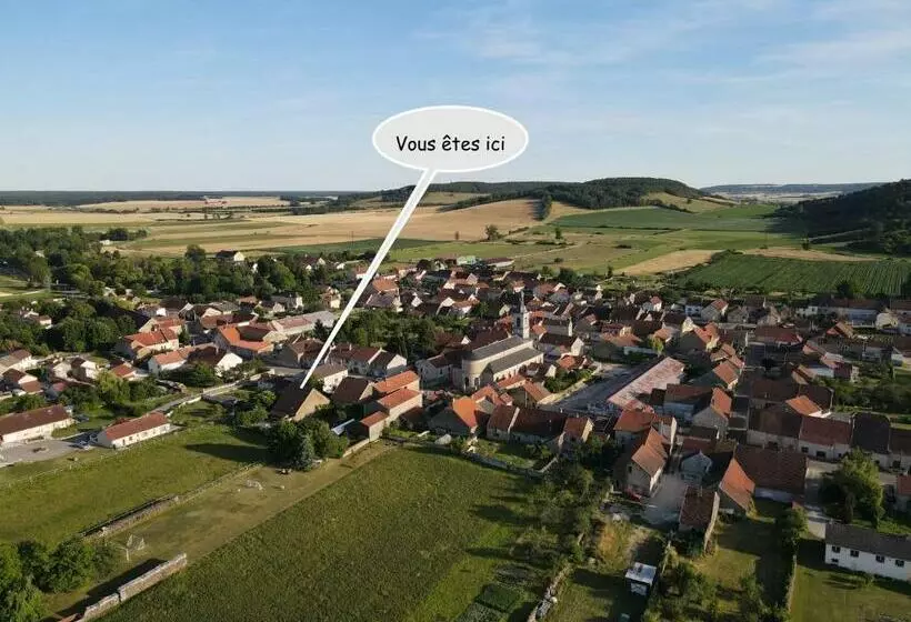 ベッドアンドブレックファースト Les Nymphéas 52