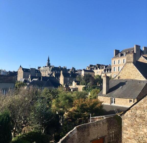 Bed and Breakfast Manurêva Chambre D Hôte En Coeur De Ville