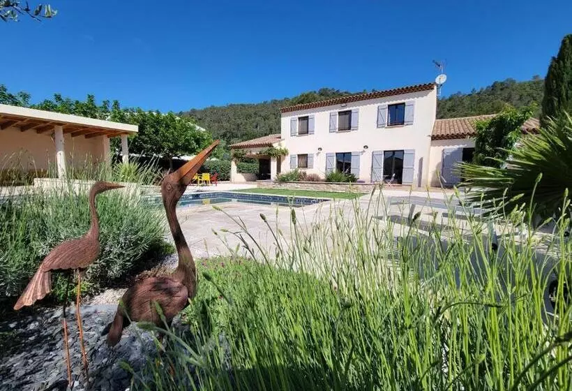 Aamiaismajoitus (B&B) Villa Tropez Chambres D Hôtes