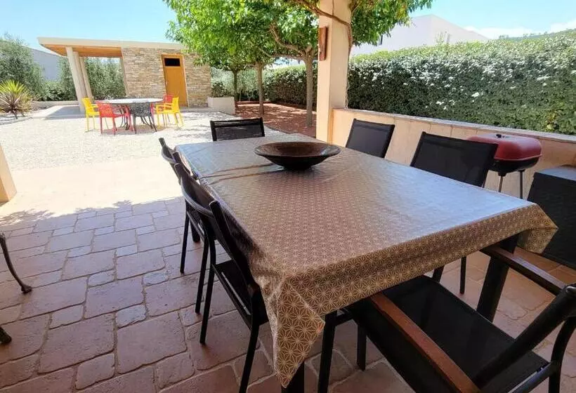 Aamiaismajoitus (B&B) Villa Tropez Chambres D Hôtes