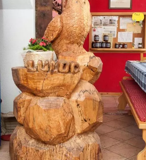 ホテル Agriturismo Luloc