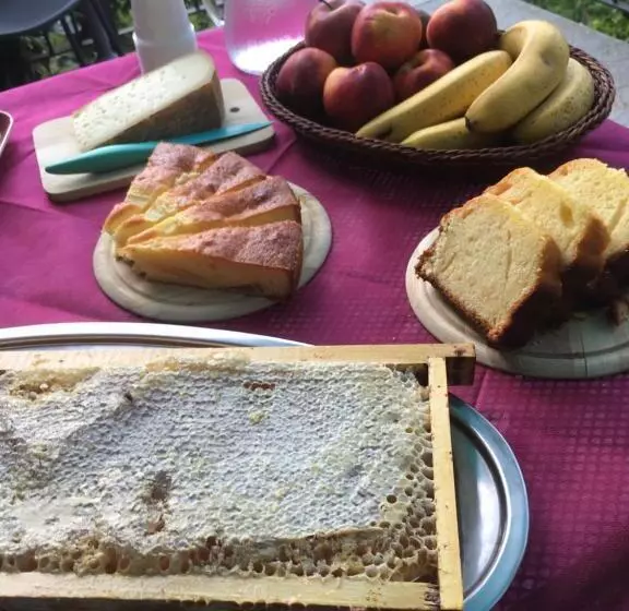 ホテル Agriturismo Luloc